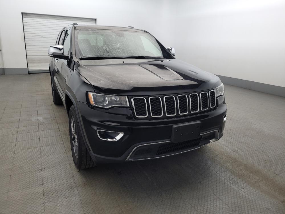 used 2017 Jeep Grand Cherokee car, priced at $18,395
