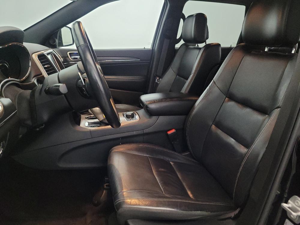 used 2017 Jeep Grand Cherokee car, priced at $18,395