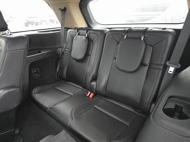 used 2024 Lincoln Aviator car, priced at $52,400