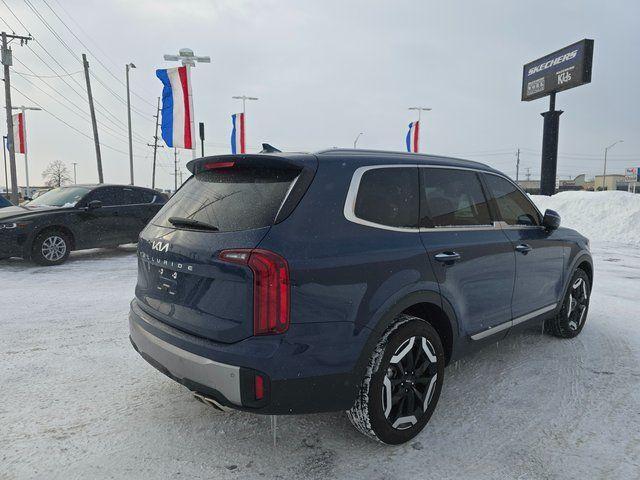 used 2025 Kia Telluride car, priced at $32,900