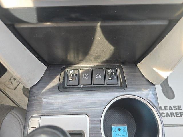 used 2012 Toyota Camry Hybrid car, priced at $6,999