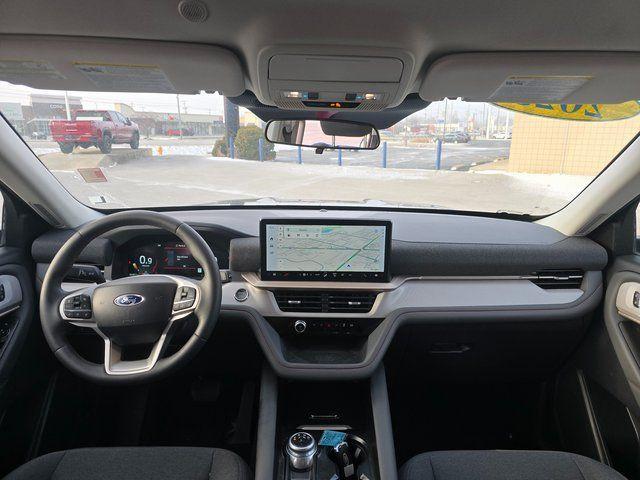 used 2025 Ford Explorer car, priced at $33,100