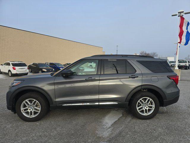 used 2025 Ford Explorer car, priced at $33,100