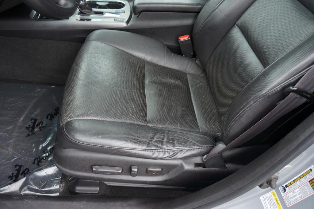 used 2015 Acura RDX car, priced at $11,995