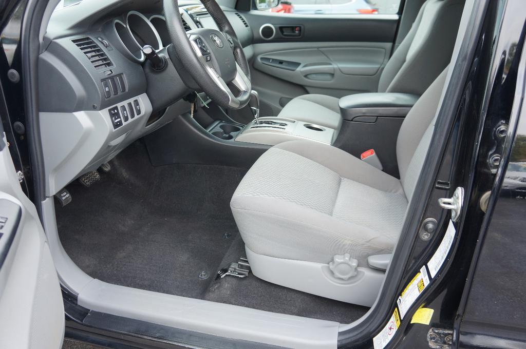 2014 black Toyota Tacoma