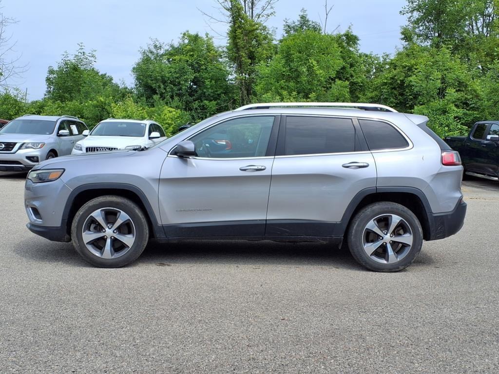 used 2019 Jeep Cherokee car, priced at $17,950