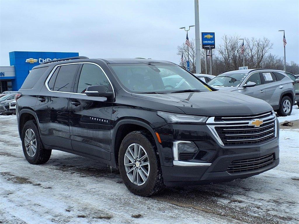 used 2023 Chevrolet Traverse car, priced at $24,050