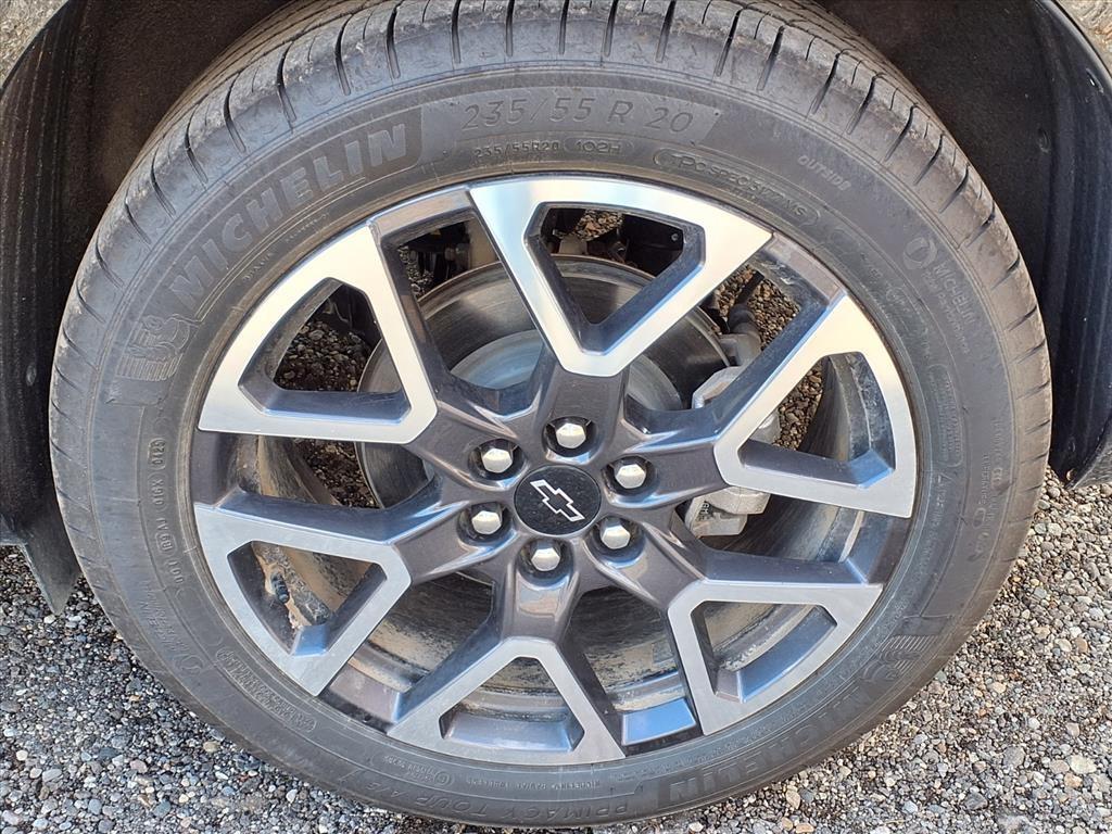 used 2025 Chevrolet Blazer car, priced at $33,376