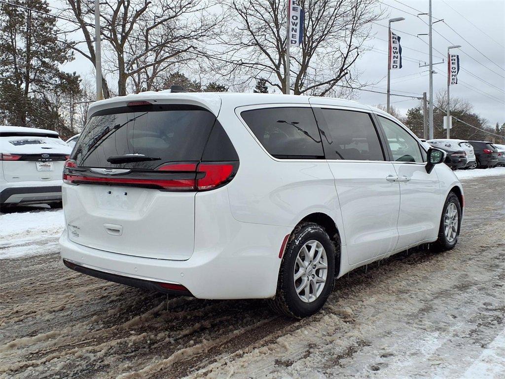 used 2023 Chrysler Pacifica car, priced at $23,250