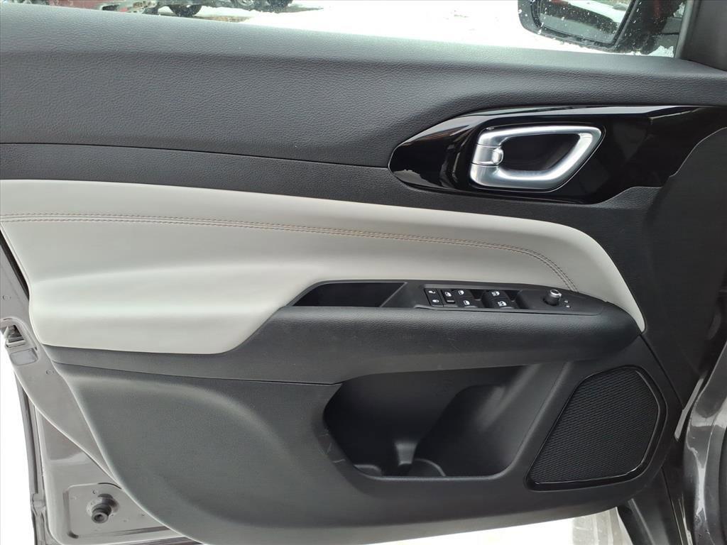 used 2024 Jeep Compass car, priced at $19,992