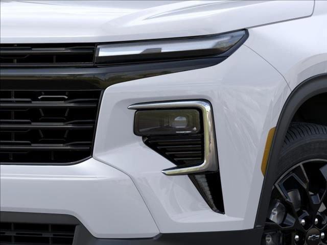 new 2026 Chevrolet Traverse car, priced at $44,122
