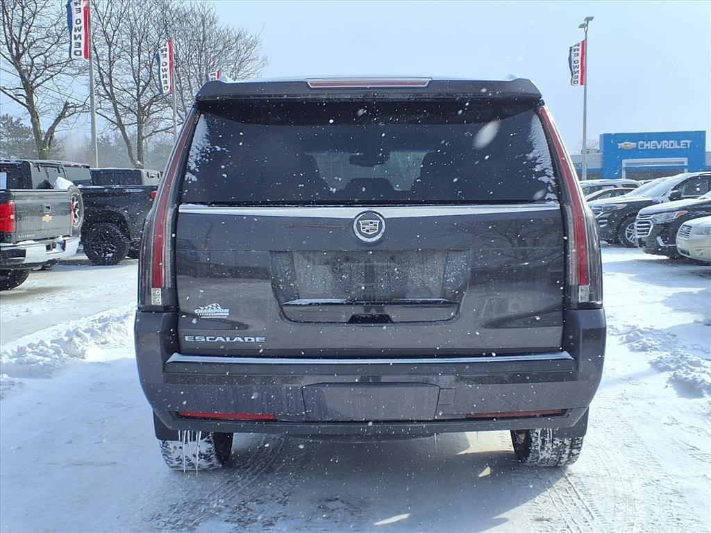 used 2015 Cadillac Escalade car, priced at $17,450