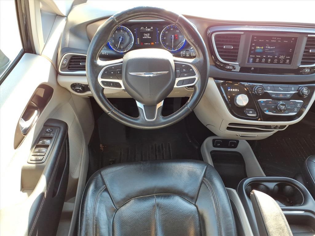 used 2018 Chrysler Pacifica car, priced at $12,395