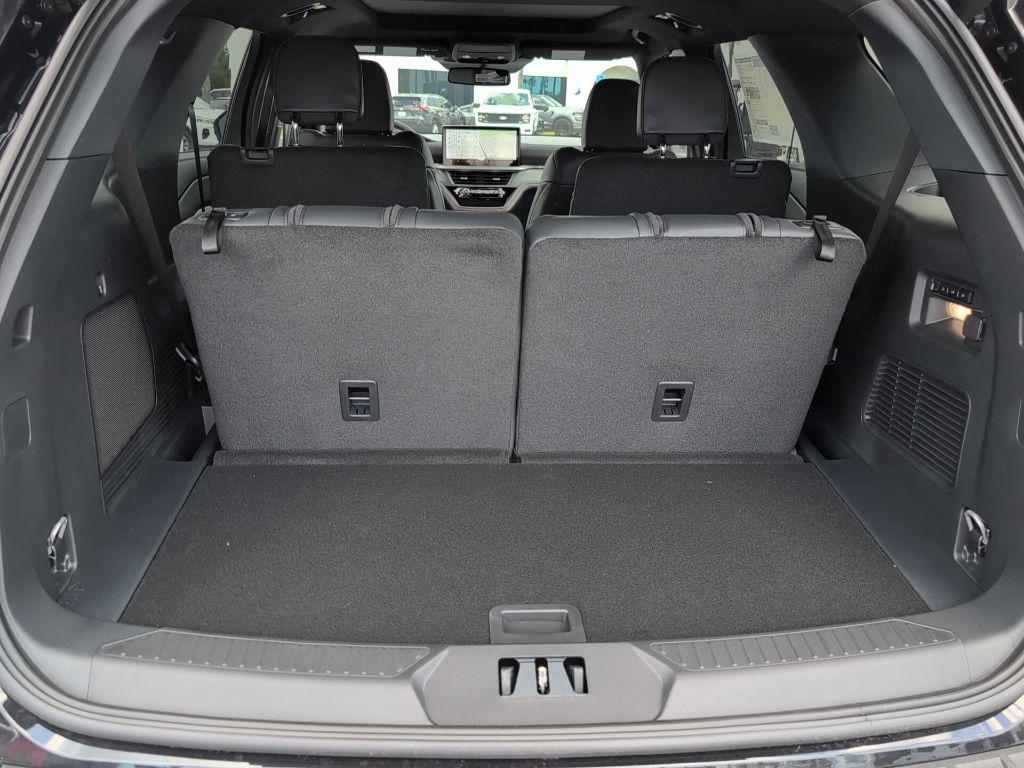 new 2026 Ford Explorer car, priced at $52,173