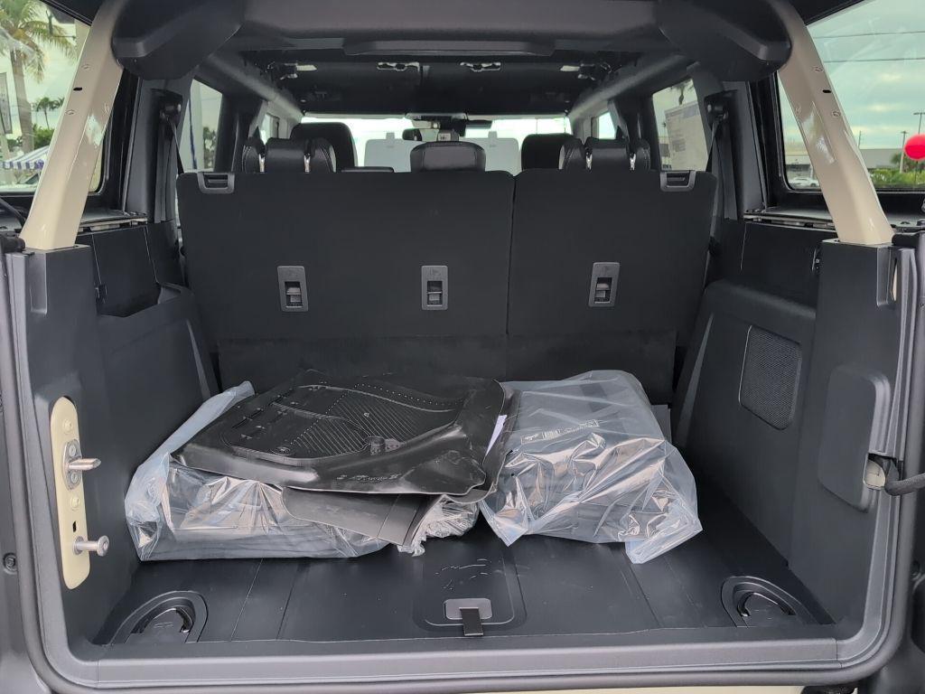 new 2025 Ford Bronco car, priced at $47,638