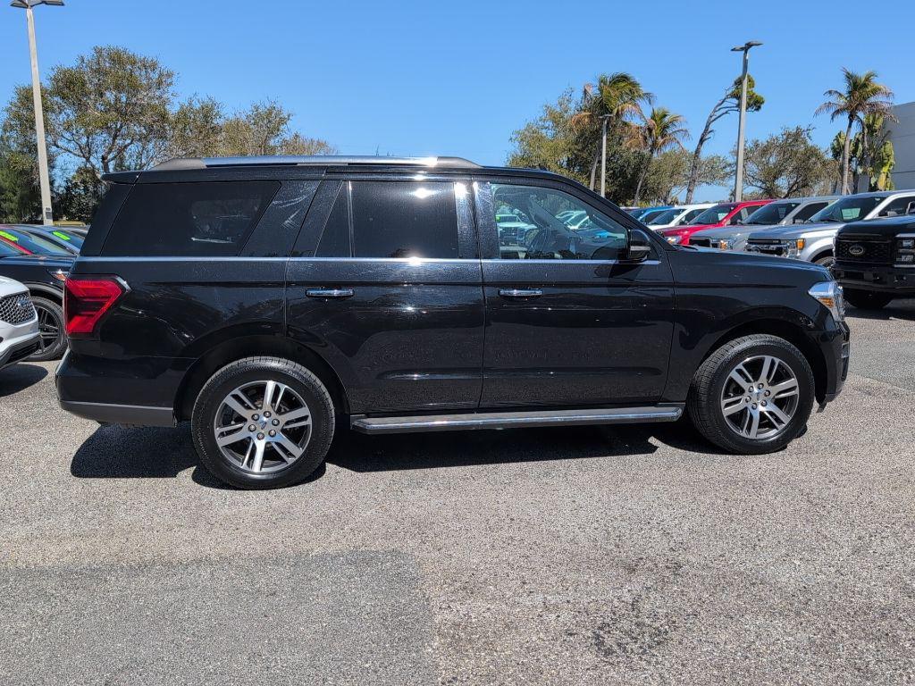 used 2023 Ford Expedition car, priced at $33,878