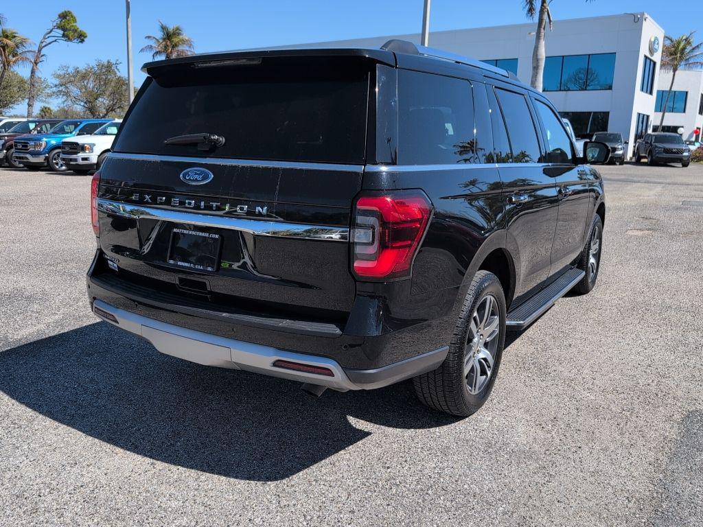 used 2023 Ford Expedition car, priced at $33,878