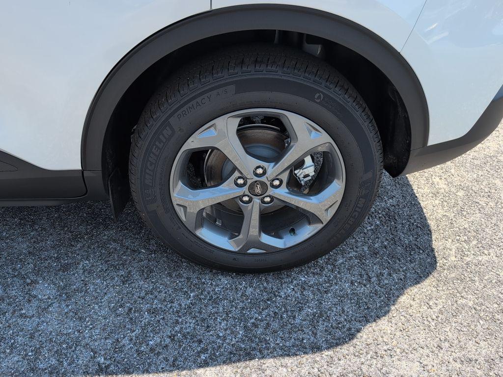 new 2026 Ford Escape car, priced at $25,824