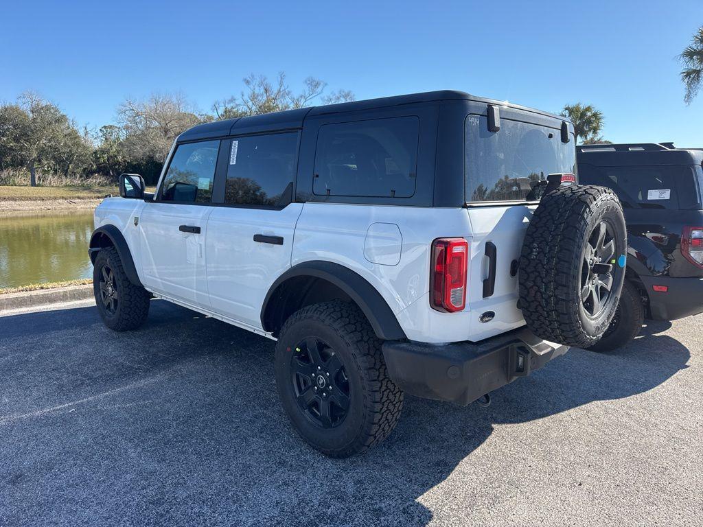 new 2025 Ford Bronco car, priced at $41,088