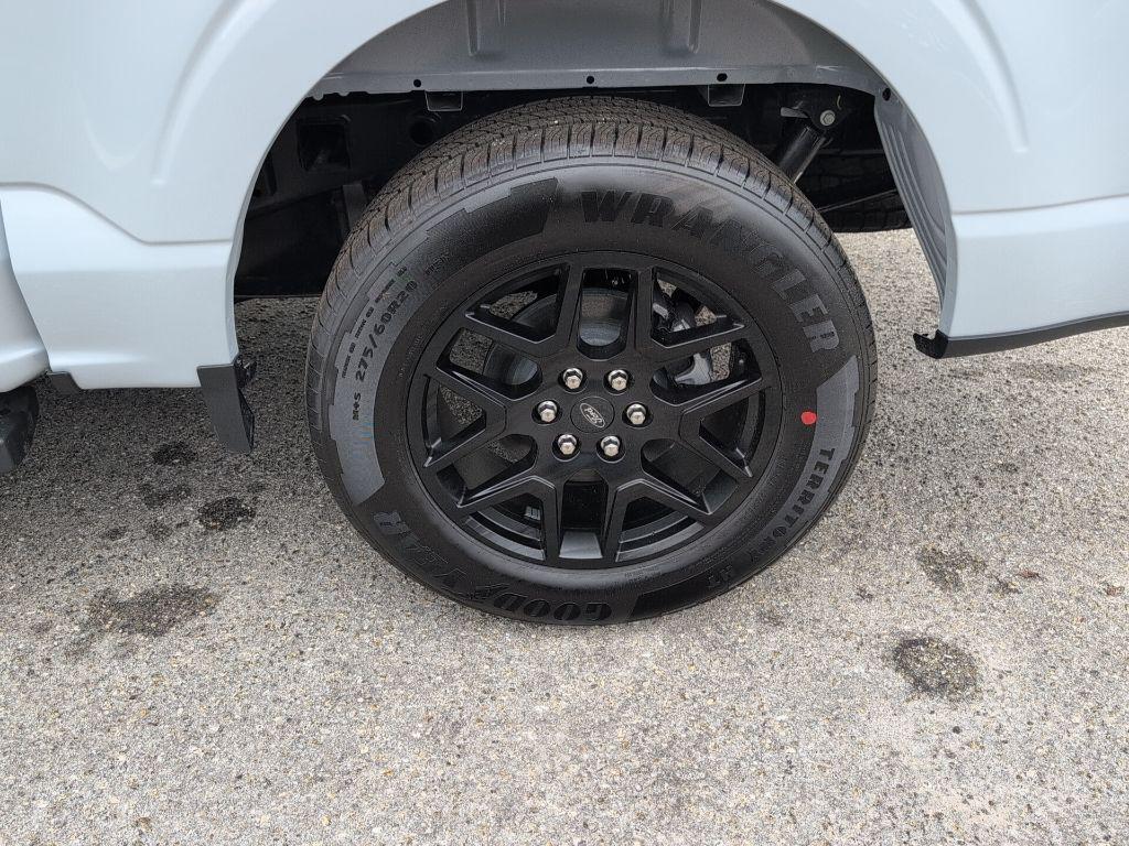new 2025 Ford F-150 car, priced at $39,629