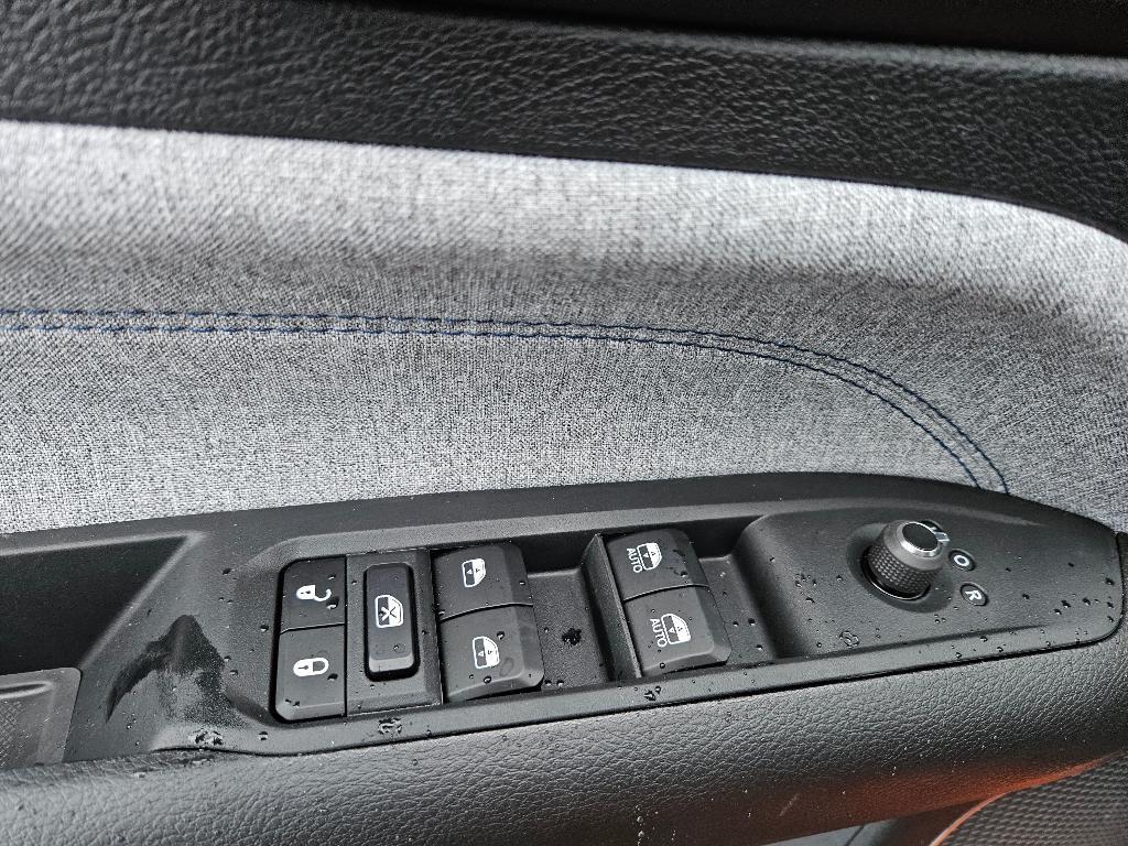 new 2026 Jeep Compass car, priced at $23,799