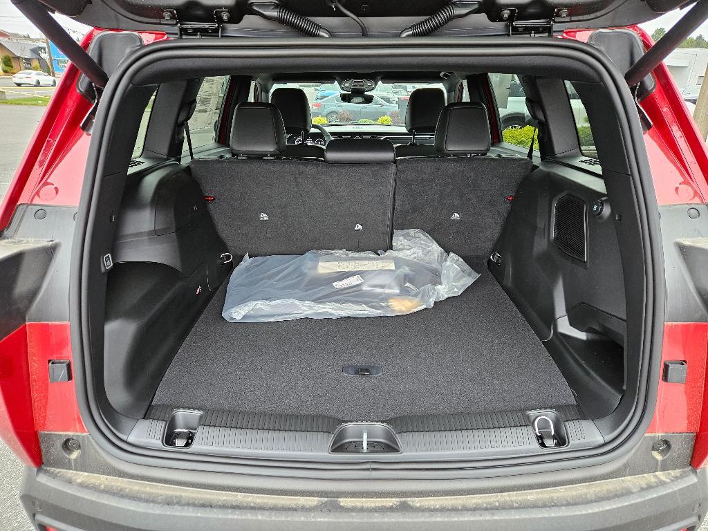 new 2026 Jeep Cherokee car, priced at $43,210