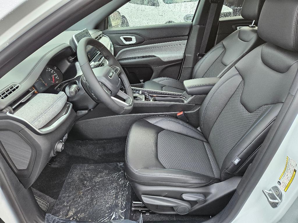 new 2026 Jeep Compass car, priced at $27,990