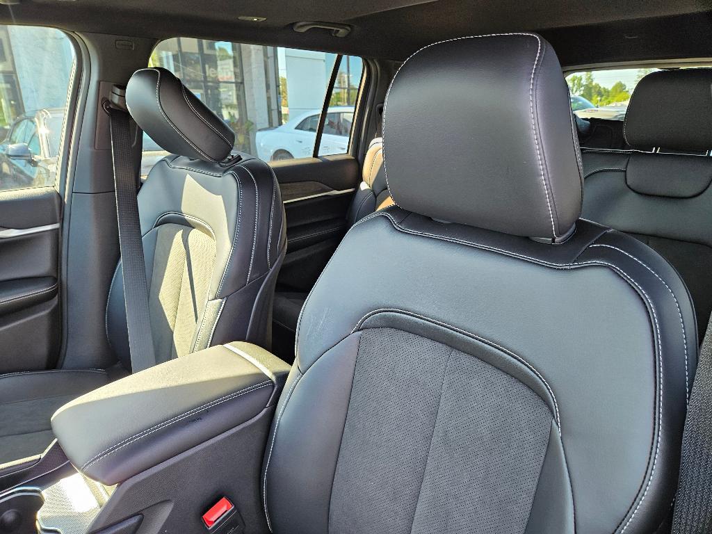 new 2026 Jeep Grand Cherokee L car, priced at $47,775