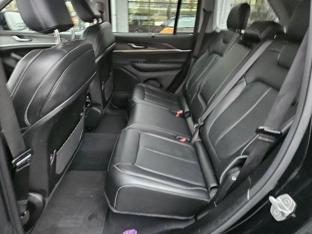 used 2023 Jeep Grand Cherokee car, priced at $27,878