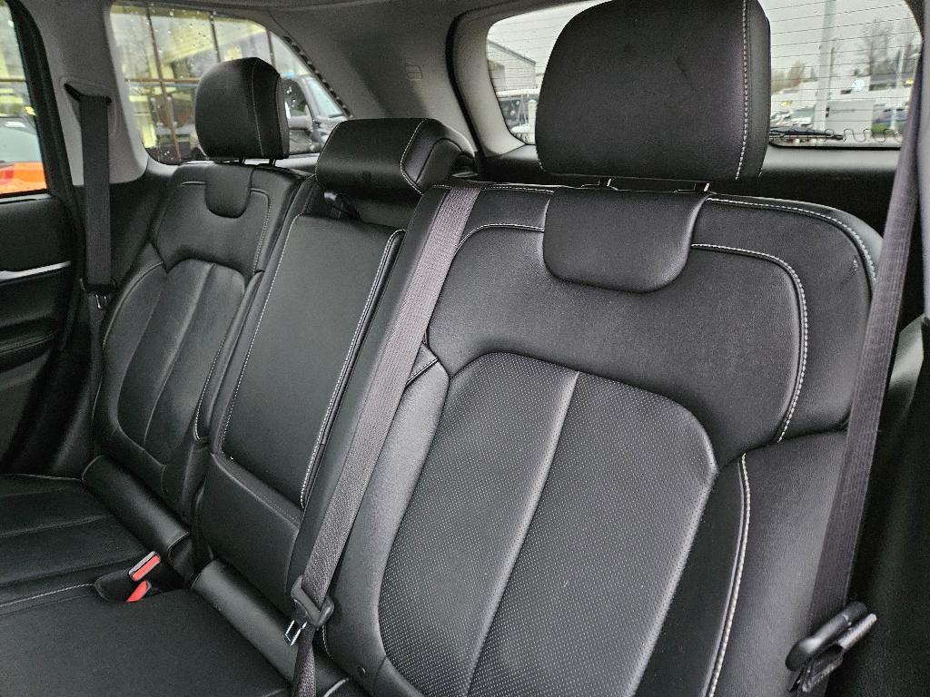 used 2023 Jeep Grand Cherokee car, priced at $27,878