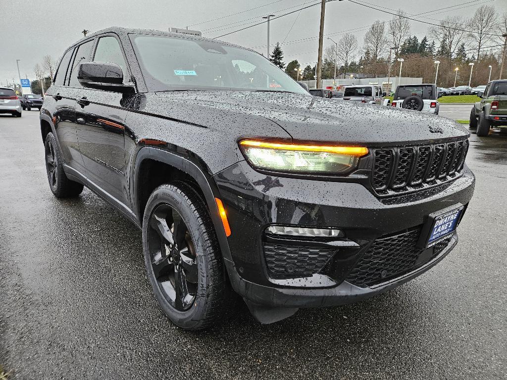 used 2023 Jeep Grand Cherokee car, priced at $27,878
