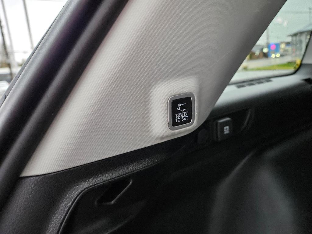 used 2023 Jeep Grand Cherokee car, priced at $27,878