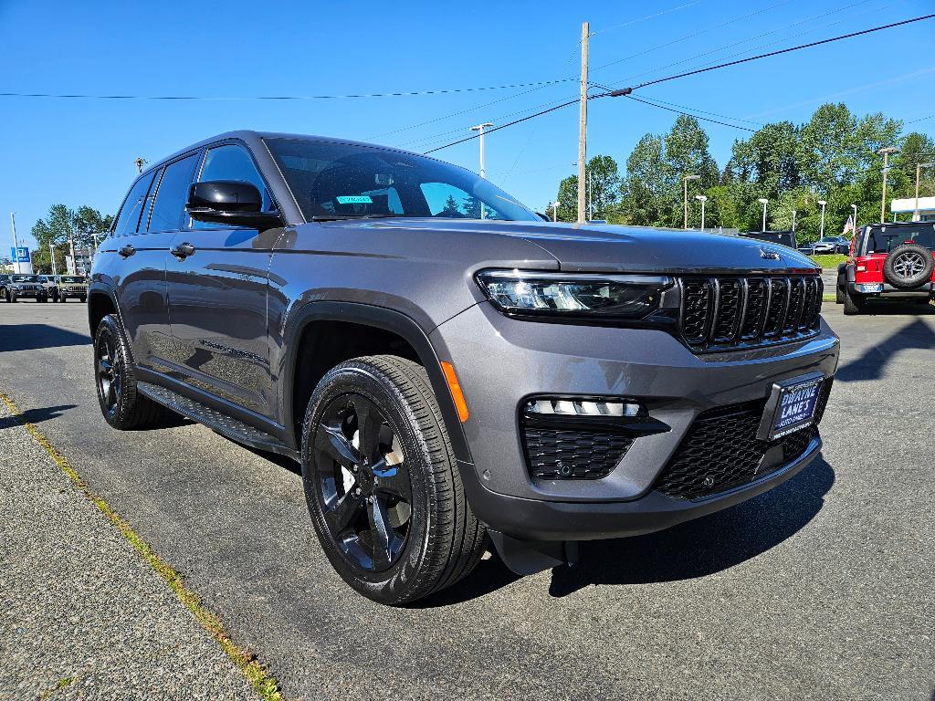 used 2024 Jeep Grand Cherokee car, priced at $32,066