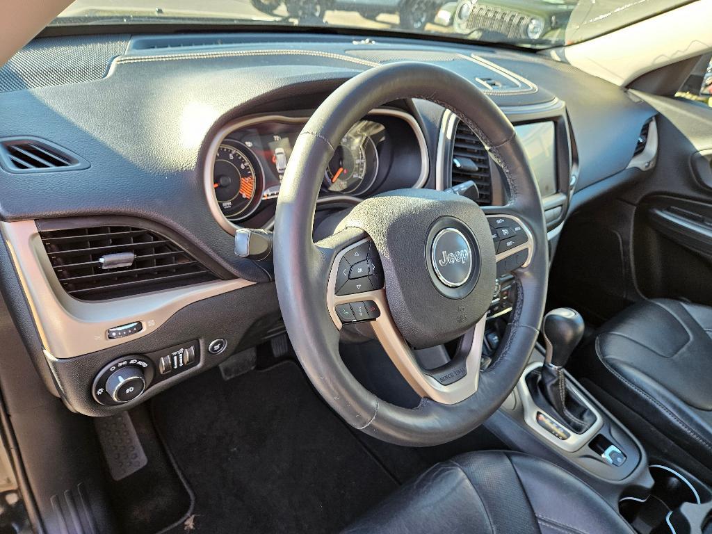 used 2015 Jeep Cherokee car, priced at $17,999