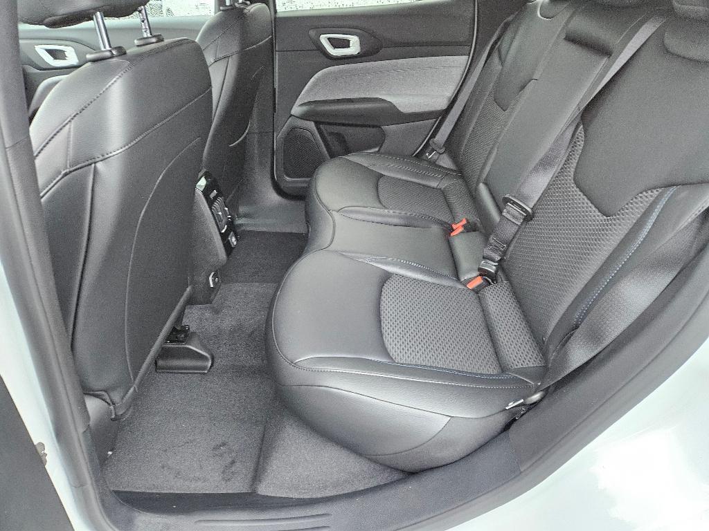 new 2026 Jeep Compass car, priced at $27,990