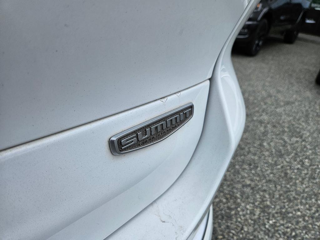 used 2021 Jeep Grand Cherokee L car, priced at $30,757