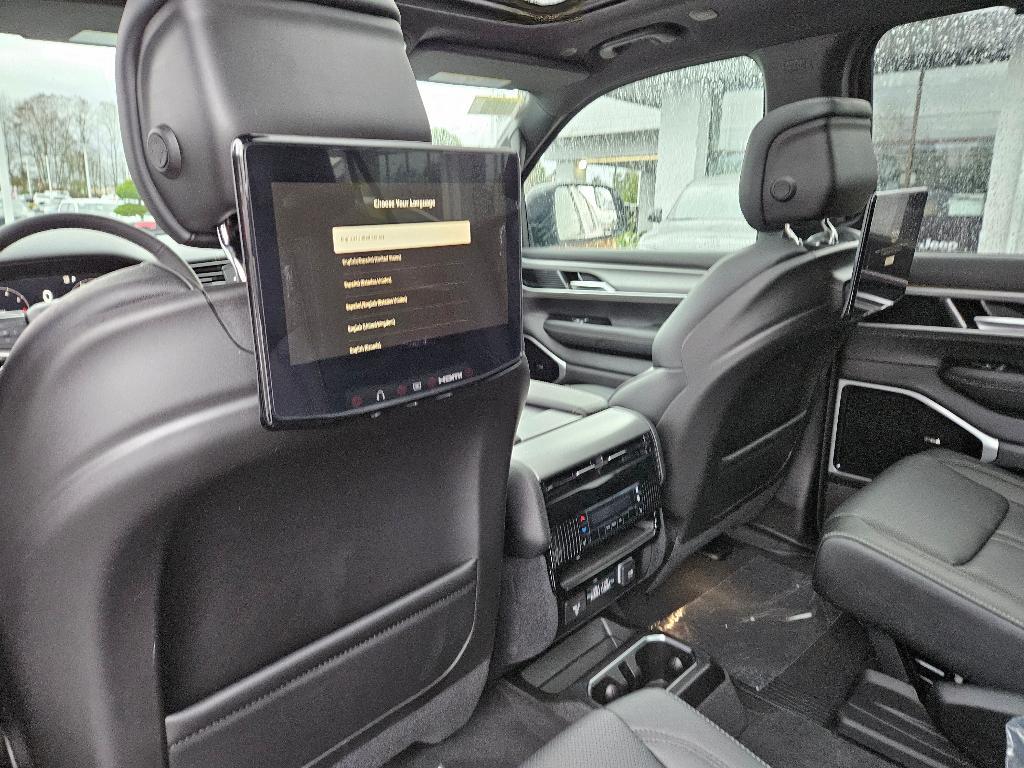 new 2026 Jeep Grand Wagoneer L car, priced at $87,230