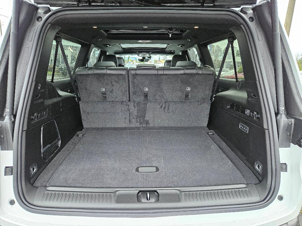 new 2026 Jeep Grand Wagoneer L car, priced at $87,230