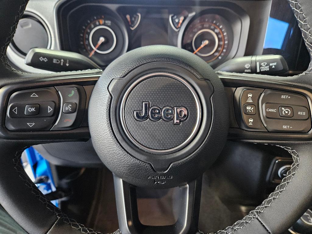 new 2025 Jeep Gladiator car, priced at $51,748