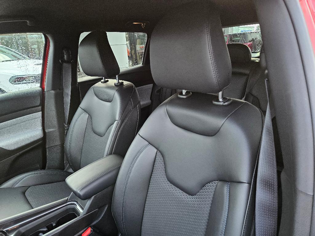 new 2026 Jeep Compass car, priced at $26,990