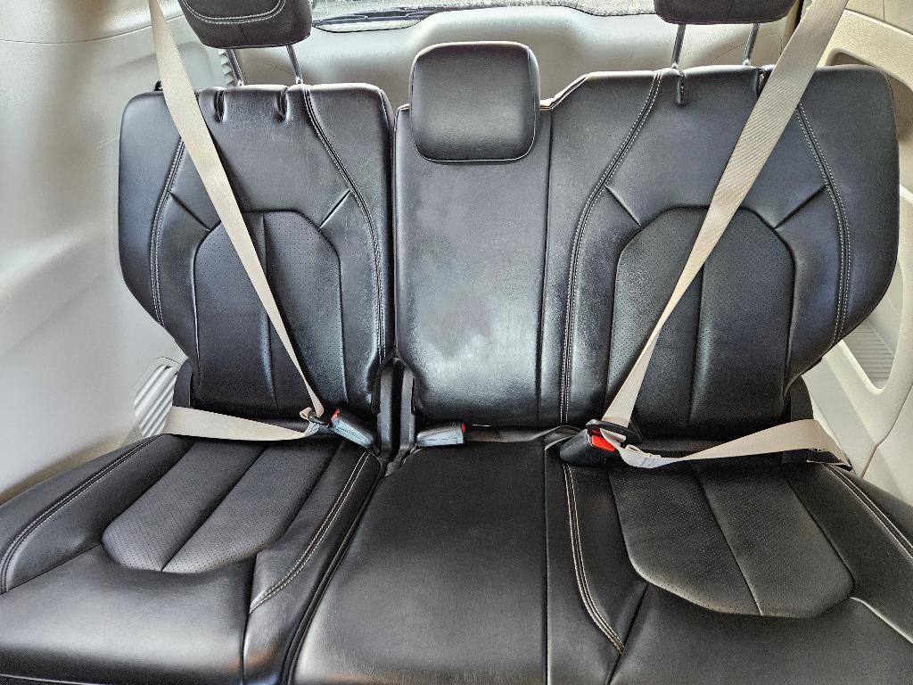 used 2024 Chrysler Pacifica car, priced at $26,318