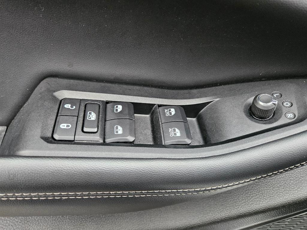 used 2023 Jeep Grand Cherokee car, priced at $26,916