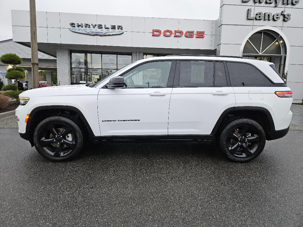 used 2023 Jeep Grand Cherokee car, priced at $26,916