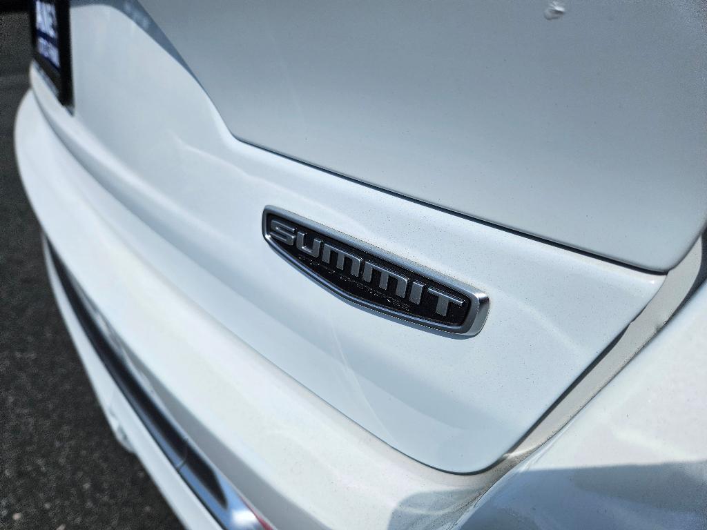 used 2023 Jeep Grand Cherokee car, priced at $39,931