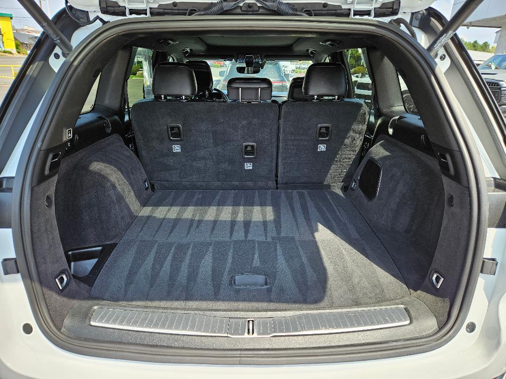 used 2023 Jeep Grand Cherokee car, priced at $39,931