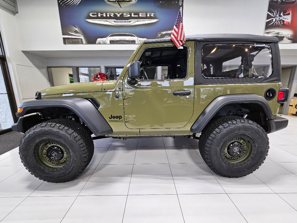 new 2026 Jeep Wrangler car, priced at $38,998