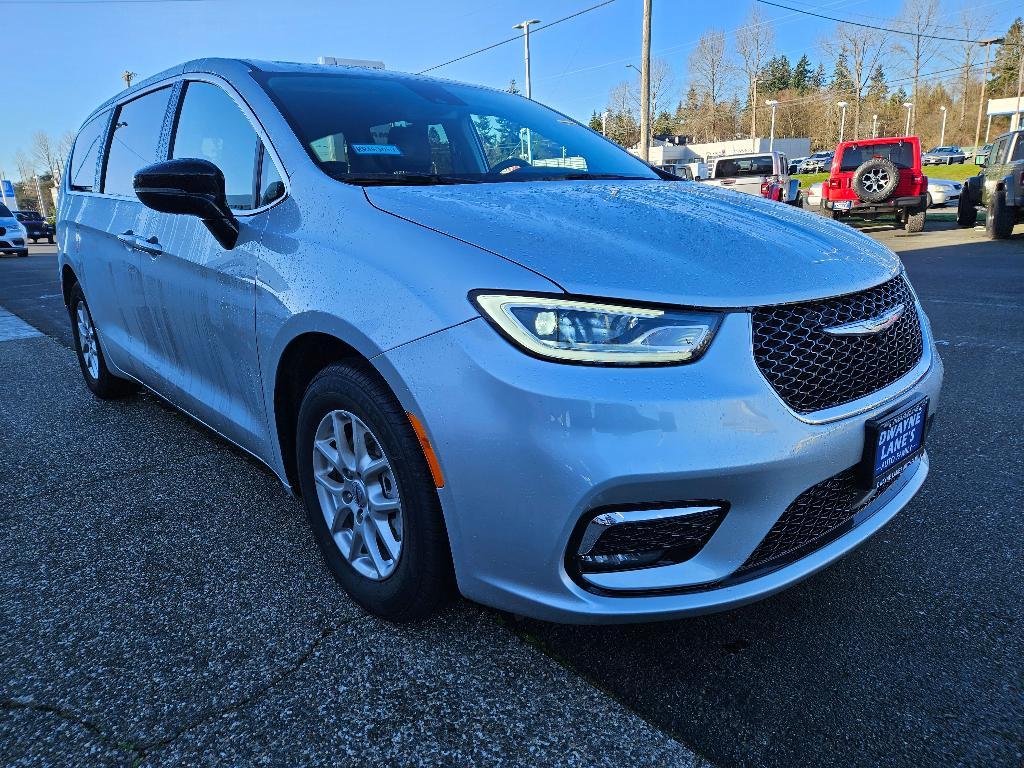 used 2024 Chrysler Pacifica car, priced at $26,464