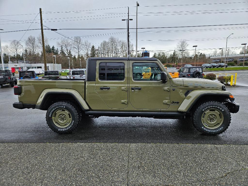 new 2026 Jeep Gladiator car, priced at $51,105