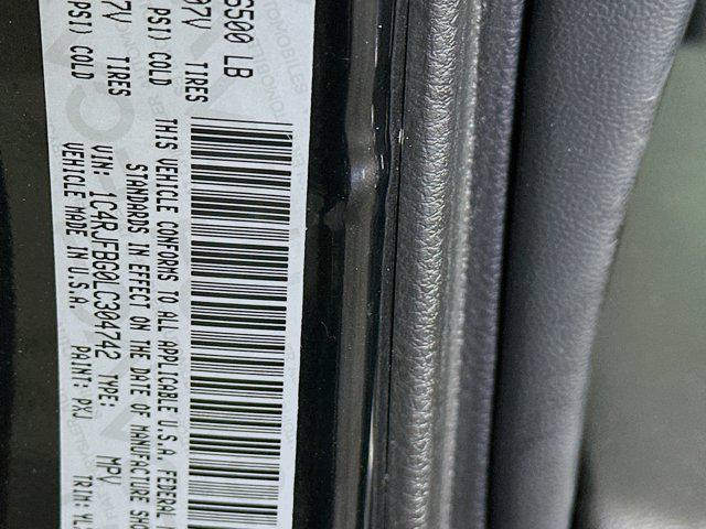 used 2020 Jeep Grand Cherokee car, priced at $19,987