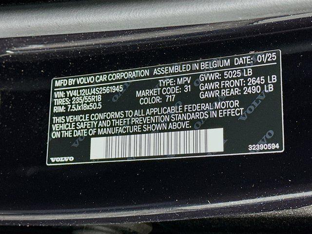 used 2025 Volvo XC40 car, priced at $26,496